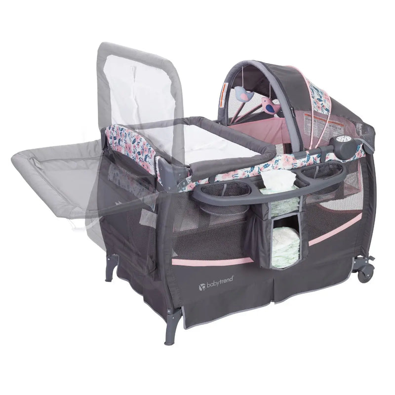 Deluxe II Nursery Center Playard