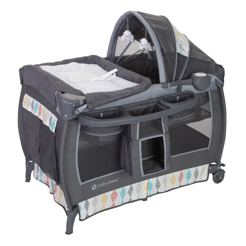 Deluxe II Nursery Center Playard