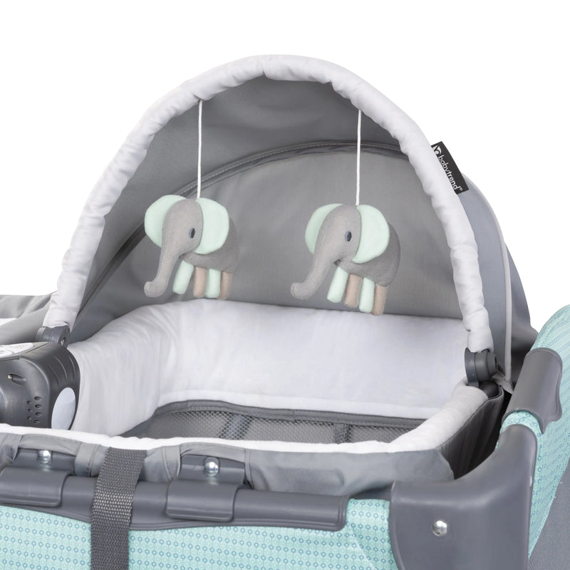 Lil’ Snooze™ Deluxe III Nursery Center Playard