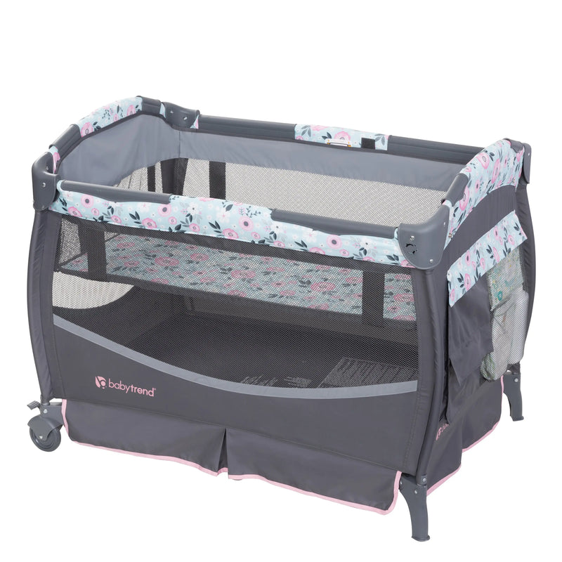 Deluxe II Nursery Center® Playard